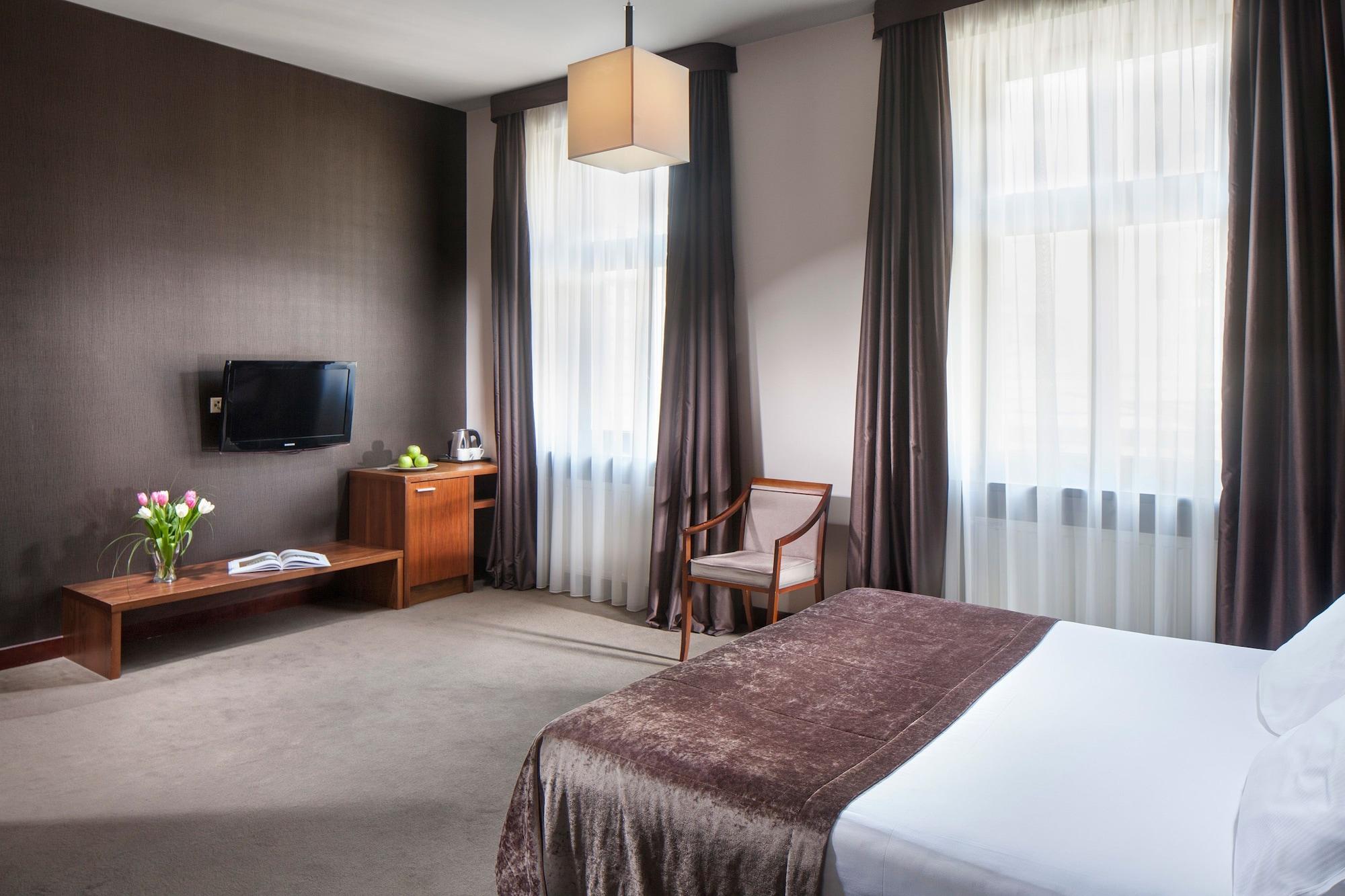 Unicus Old Town - Destigo Hotel 4*