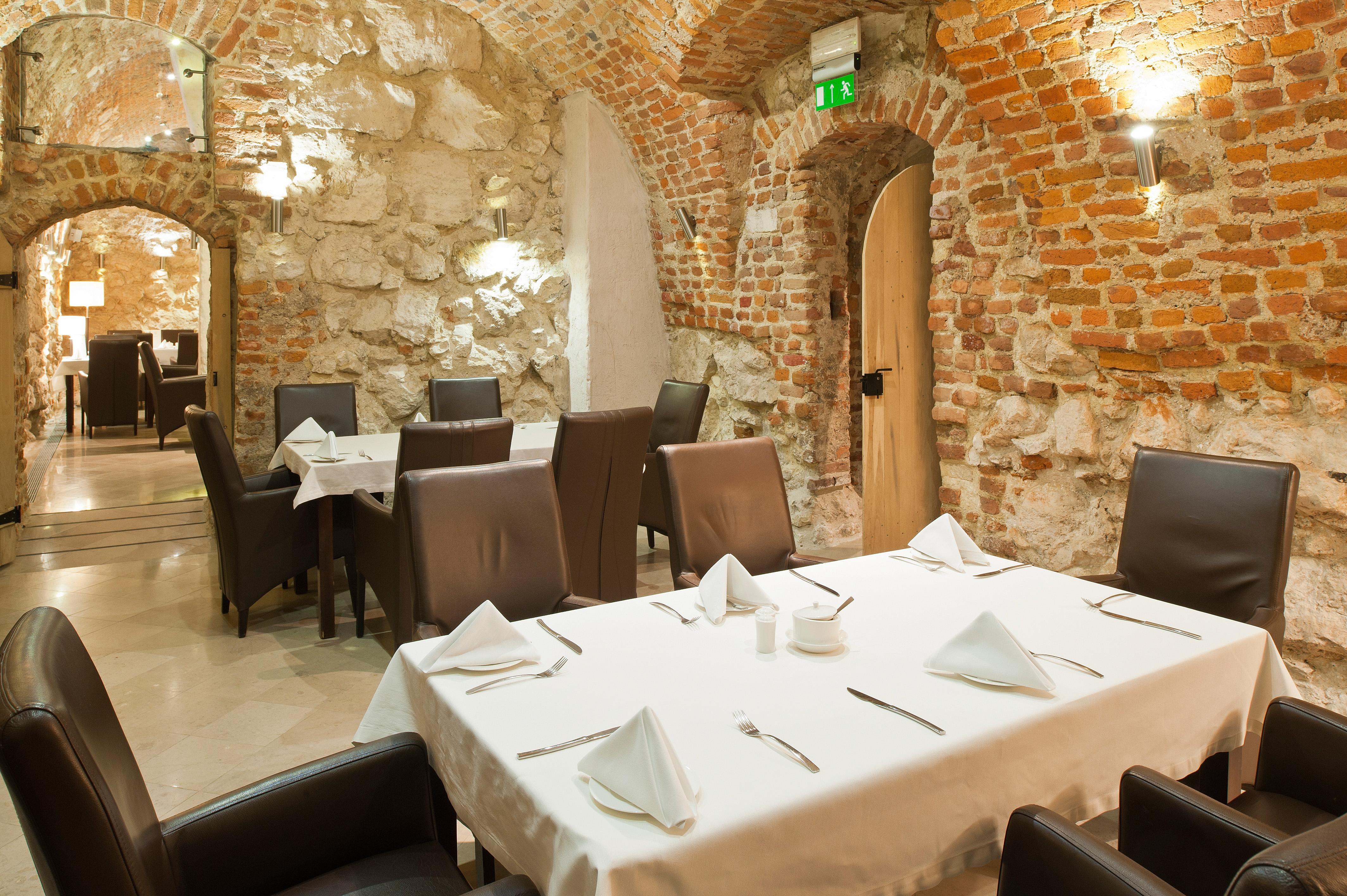 Hotel Unicus Old Town - Destigo