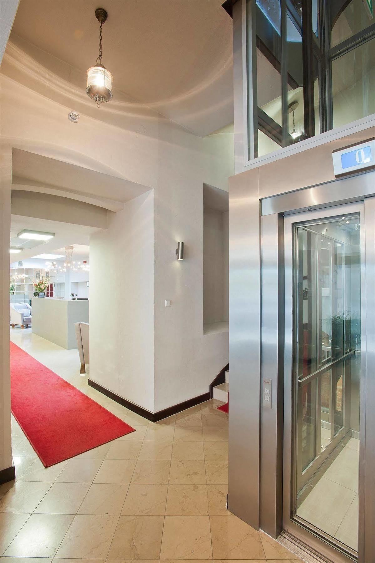 Unicus Old Town - Destigo Hotel 4*