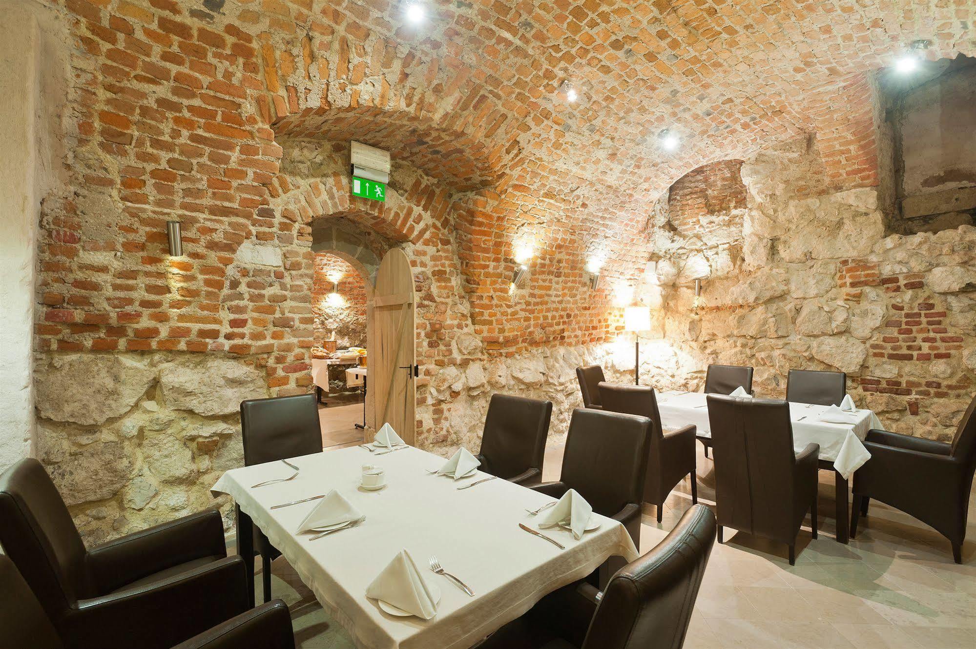 Unicus Old Town - Destigo 4* Krakau